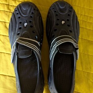 Hounds Mens Slip-On Clogs with Striped Strap